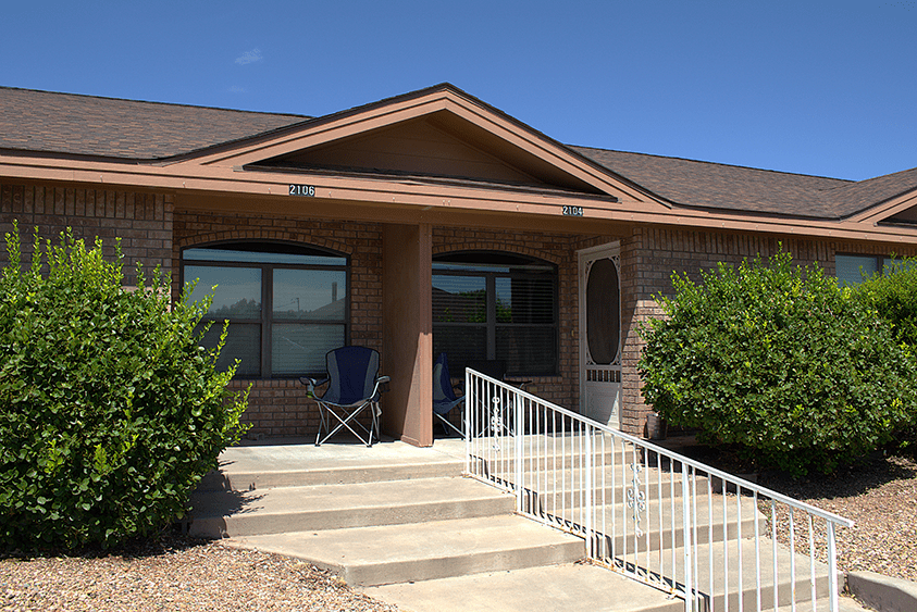 2106 Clover Lane Outside of the House