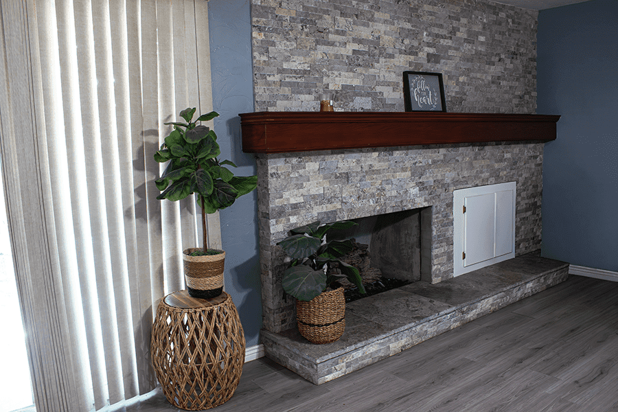 500 Barnett Dr's fireplace